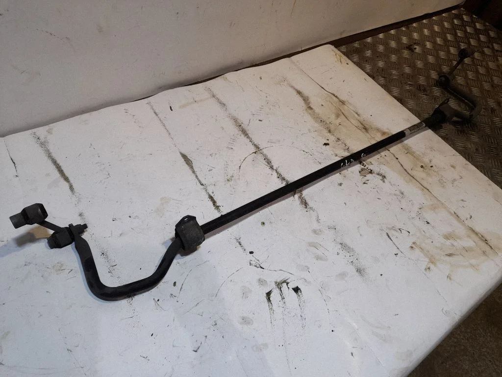 Aizmugurējais stabilizators – Mercedes-Benz CLA klase C117 X117 W117 (2013-2019)