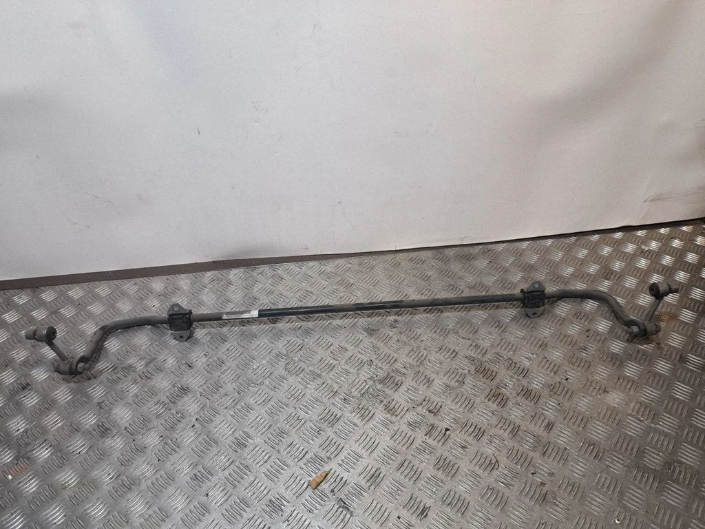 Aizmugurējais stabilizators – Mercedes-Benz CLA klase C117 X117 W117 (2013-2019)