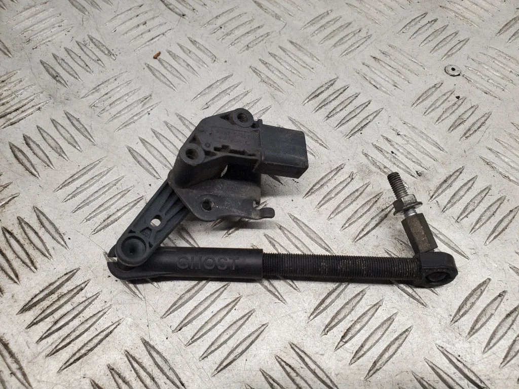 Rear air suspension level height sensor – Audi RS Q8 (2019-)