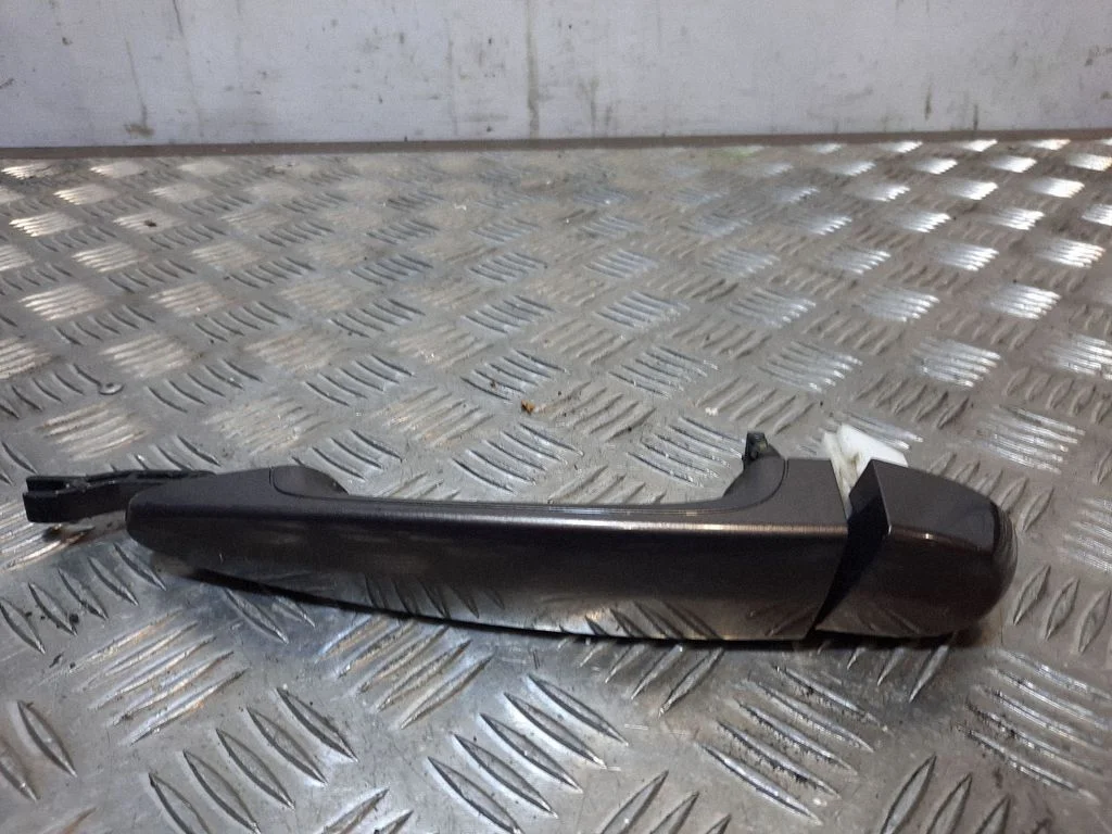 Rear door exterior handle – BMW X5 E70 (2006-2013)