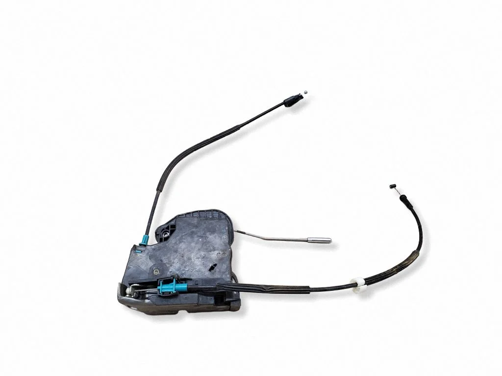 Rear door lock 13528282 – Cadillac XT6 (2019-)