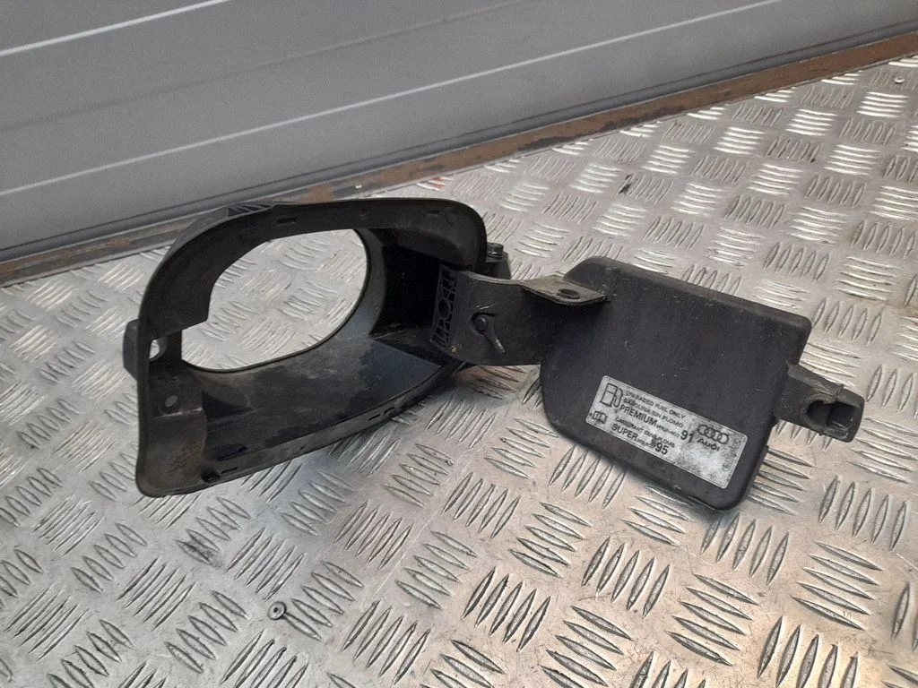 Kütusepaagi kork – Audi Q5 SQ5 8R (2008-2017)
