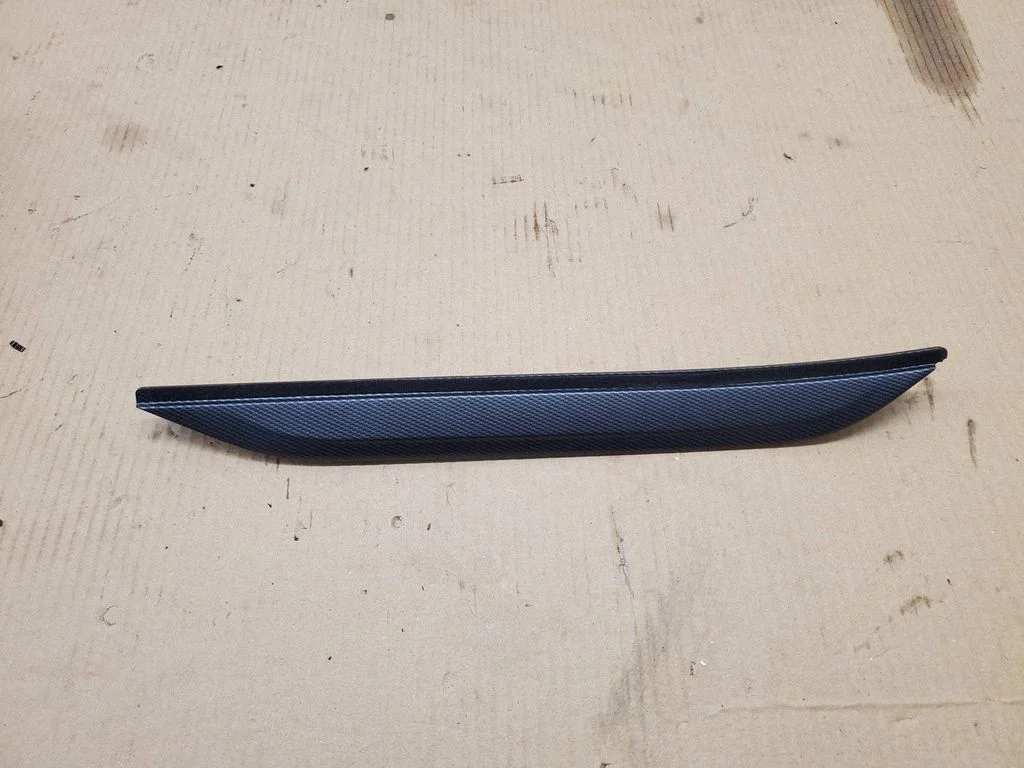 Dashboard glove box trim – Dodge Durango III (2010-)