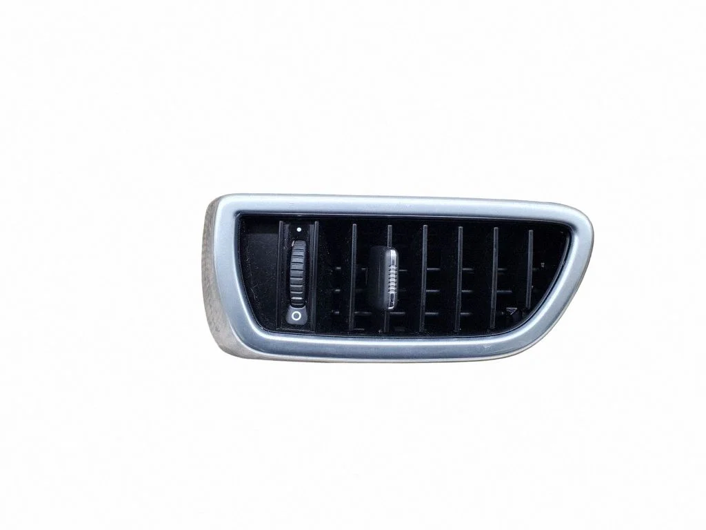 Armatuurlaua õhutusresti kate – Porsche Cayenne (92A) (2010-2017)