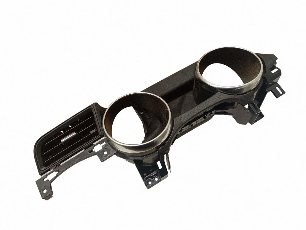 Instrumentu paneļa apdare