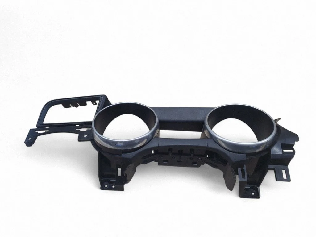 Instrumentu paneļa apdare FR3B63044D70B