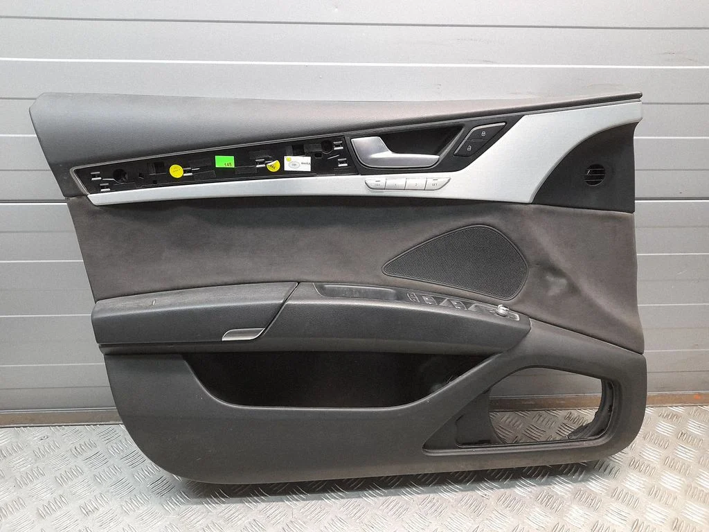 Boczek drzwi przednich – Audi A8 S8 D4 4H (2010-2016)