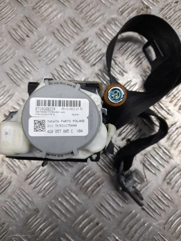 Rear seatbelt – Audi A7 S7 4G (2011-2017)