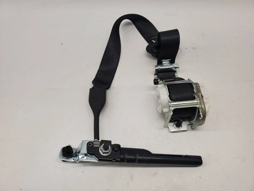 Front seatbelt – Ford Explorer VI (2019-)