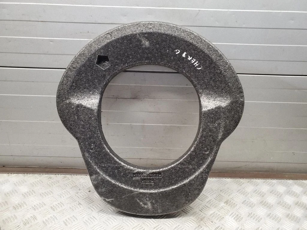 Varuratta pesa viimistlus 68059744AB