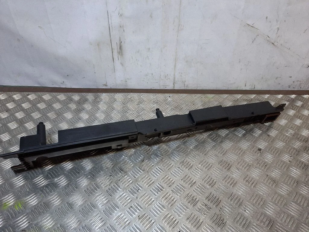 Cita bagāžnieka apdares detaļa 51457145913