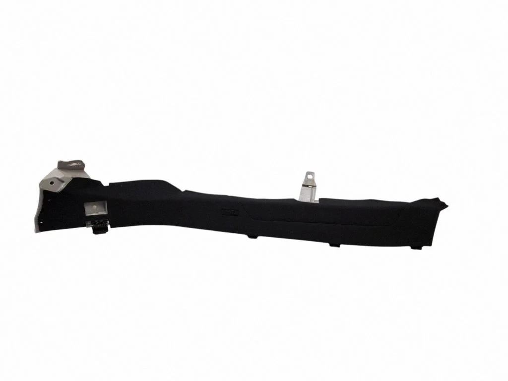 Sānu apdare pie aizmugurējā sēdekļa (apakšā) A2186901925