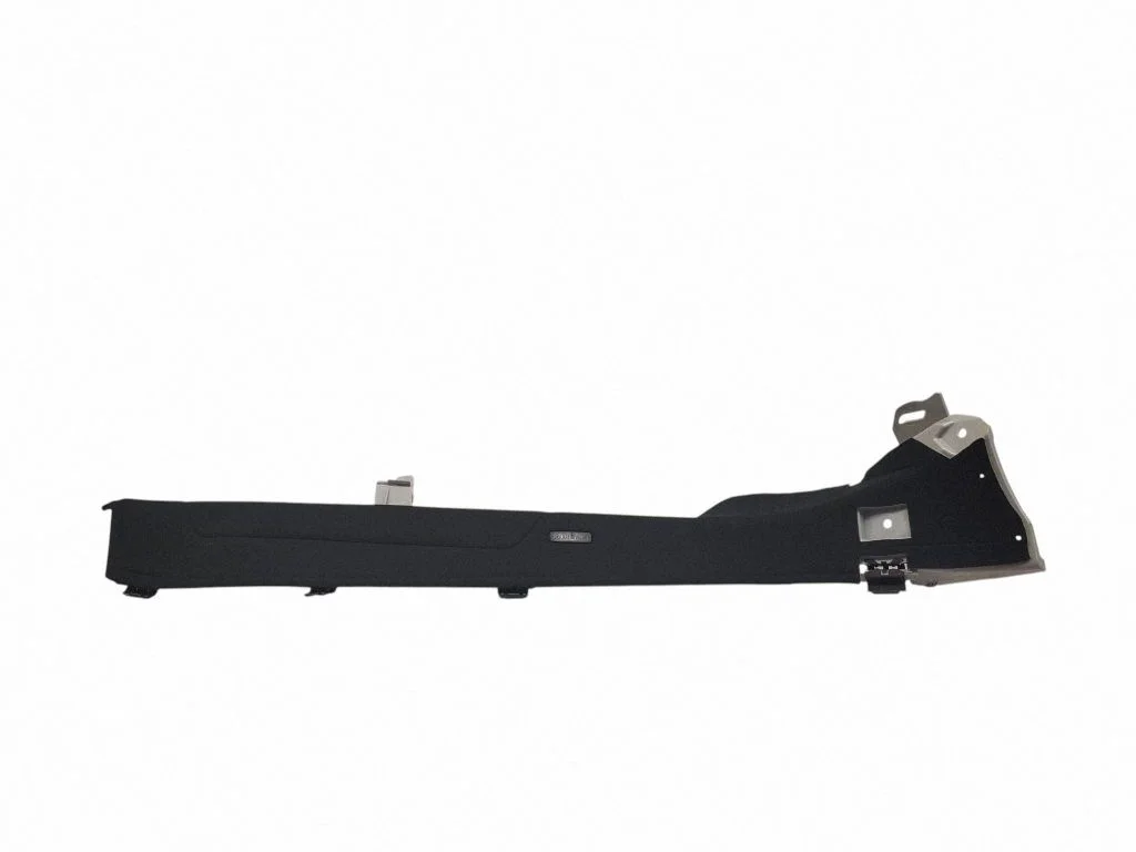 Sānu apdare pie aizmugurējā sēdekļa (apakšā) A2186902025