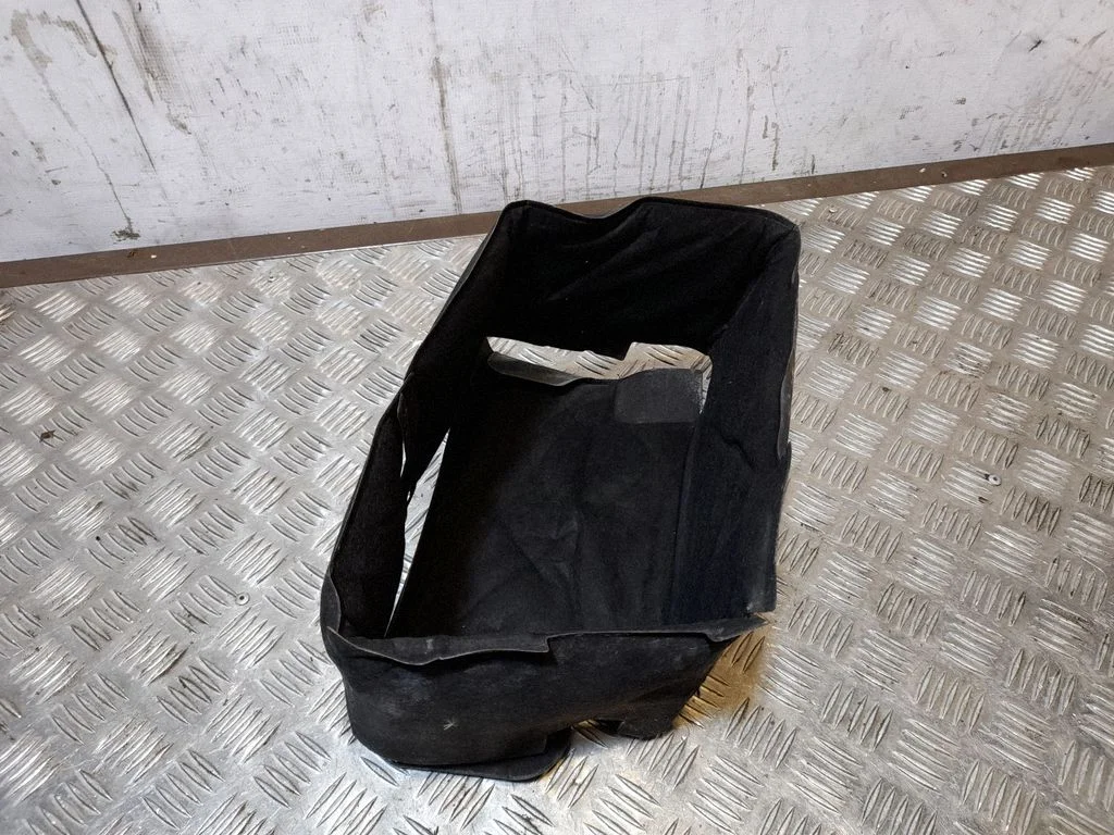 Akumulatora kārba 5N0915411D
