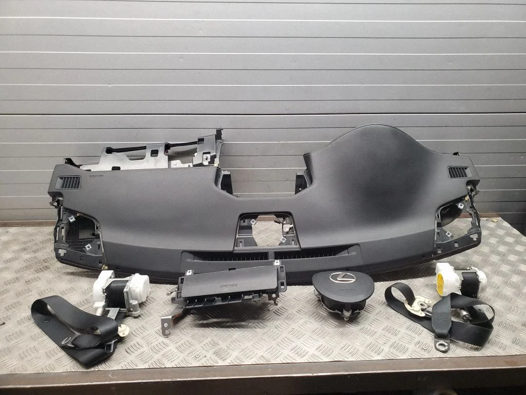 Panelis – Lexus NX (2014-2021)