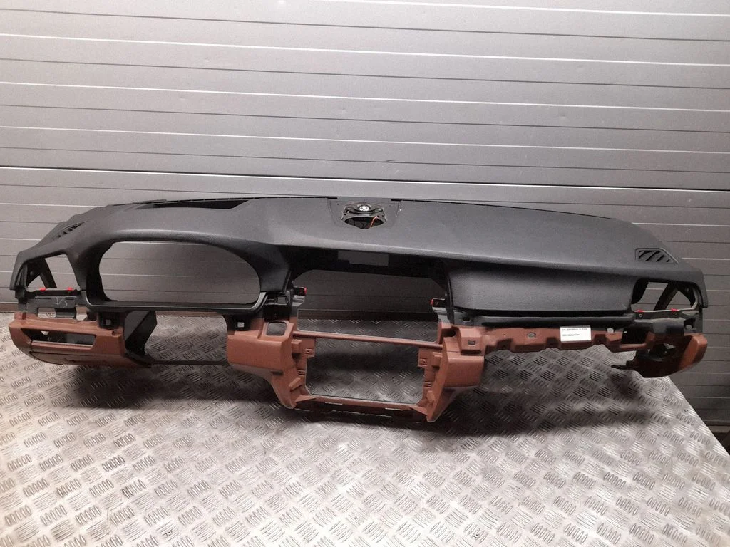 Armatuurlaud 916665709