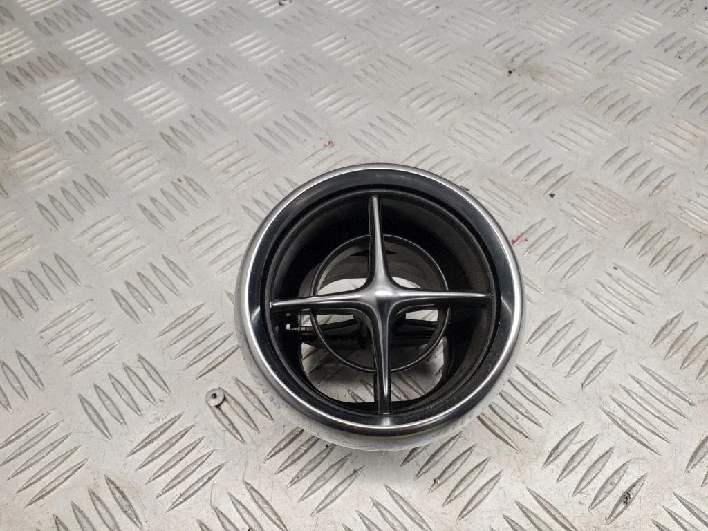 Paneļa gaisa restītes – Mercedes-Benz SL klase R231 (2012-2017)