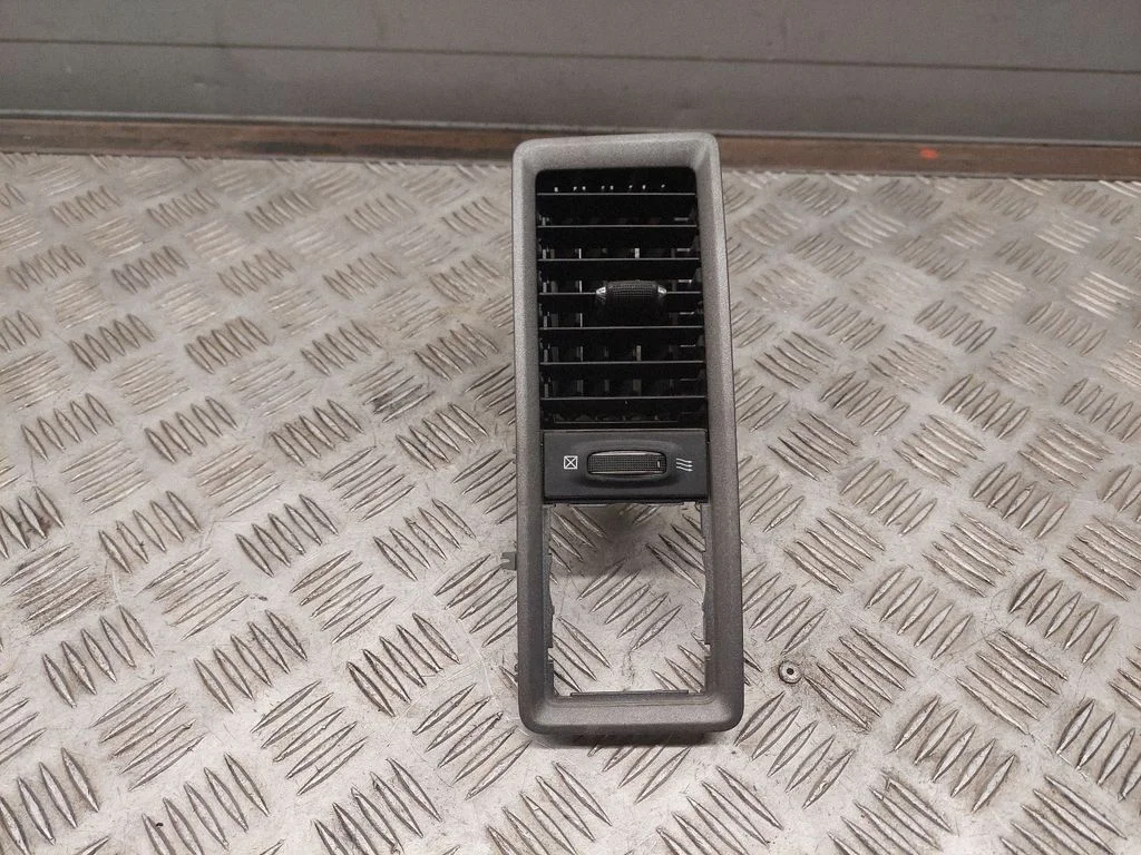 Paneļa gaisa restītes 1WA62DX9AC