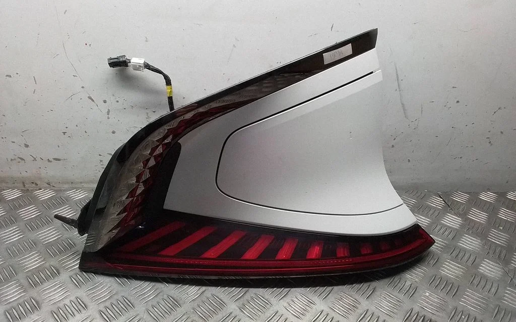 Tagatuli keres 92402CV300