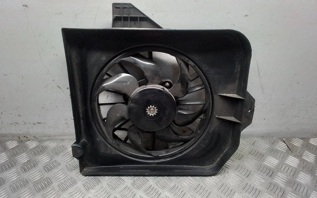 Elektriline radiaatori jahutusventilaator – Chrysler Grand Voyager IV (2001-2007)