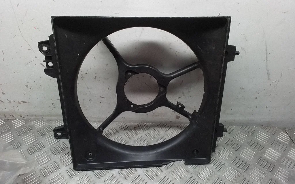 Radiator cooling fan shroud – Subaru Legacy (2007-2009)