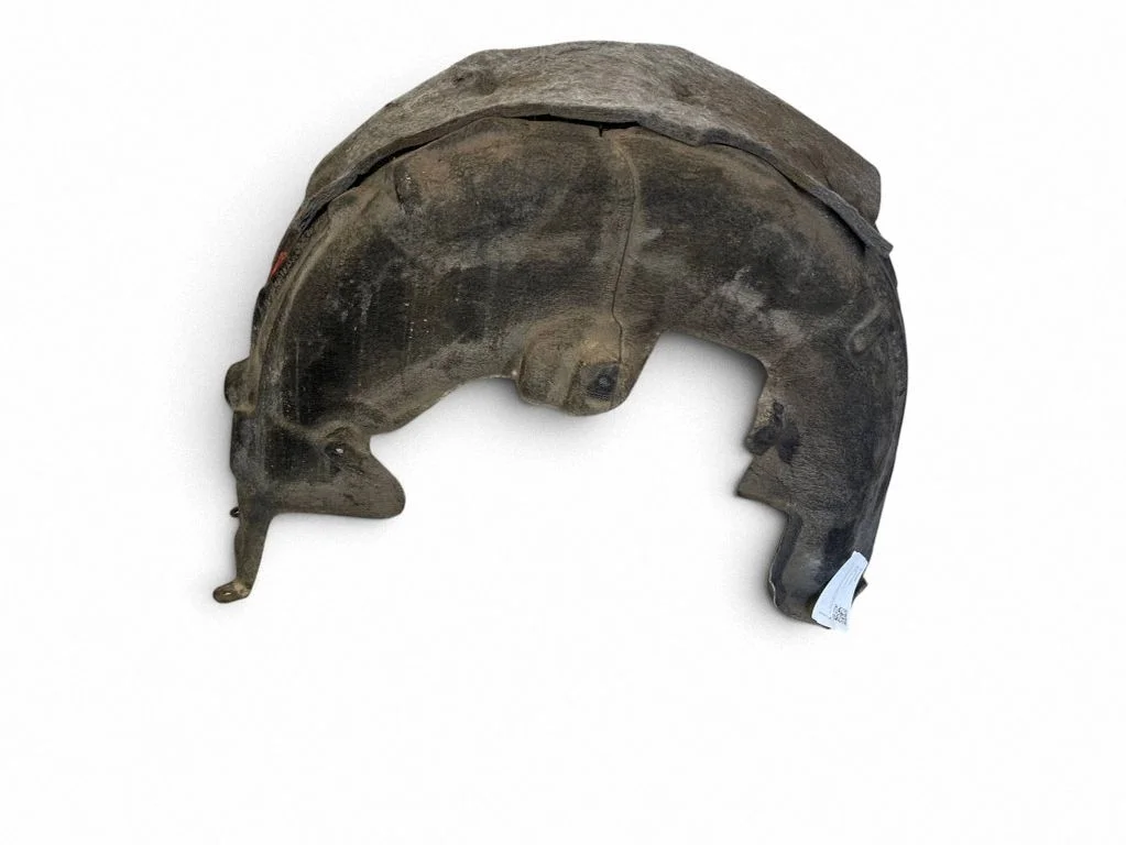 Rear arch fender liner splash guards – rear right