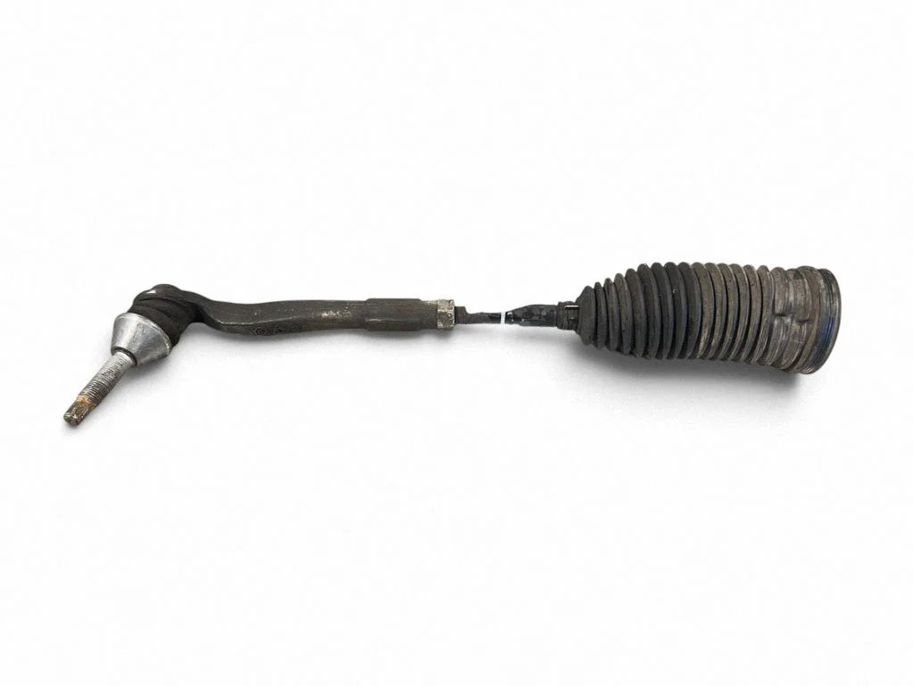 Steering tie rod – front left