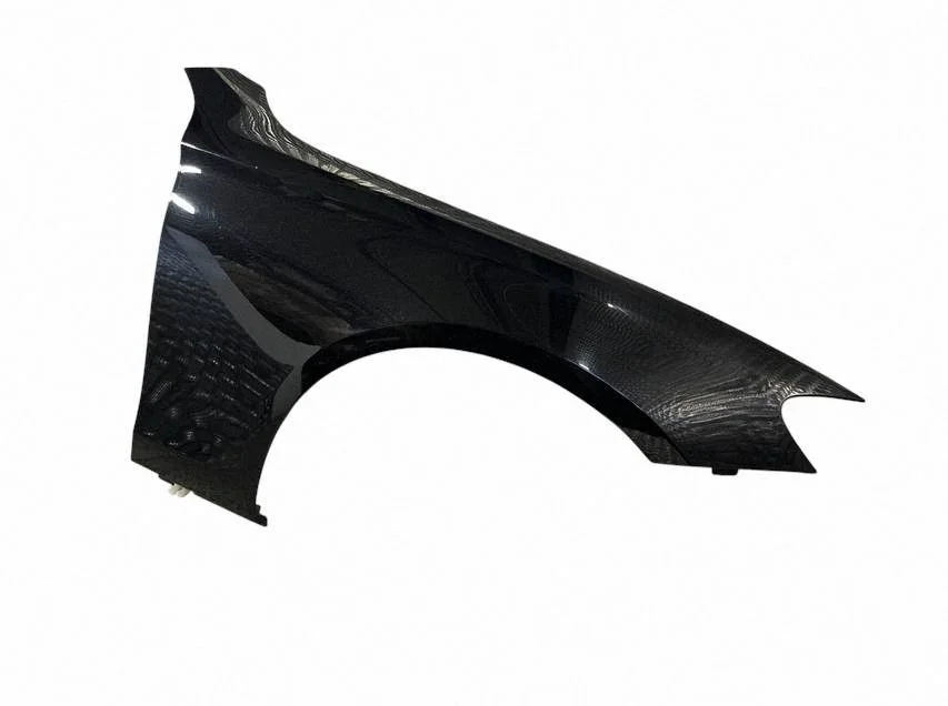 Fender – right