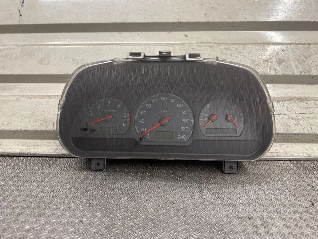 Spidomeeter (näidikuplokk) – Volvo S40, V40 (1995-2004)