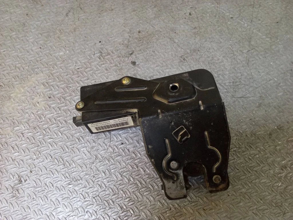 Tailgate/trunk/boot lock/catch/latch – BMW 7 Series E65 E66 (2001-2008)