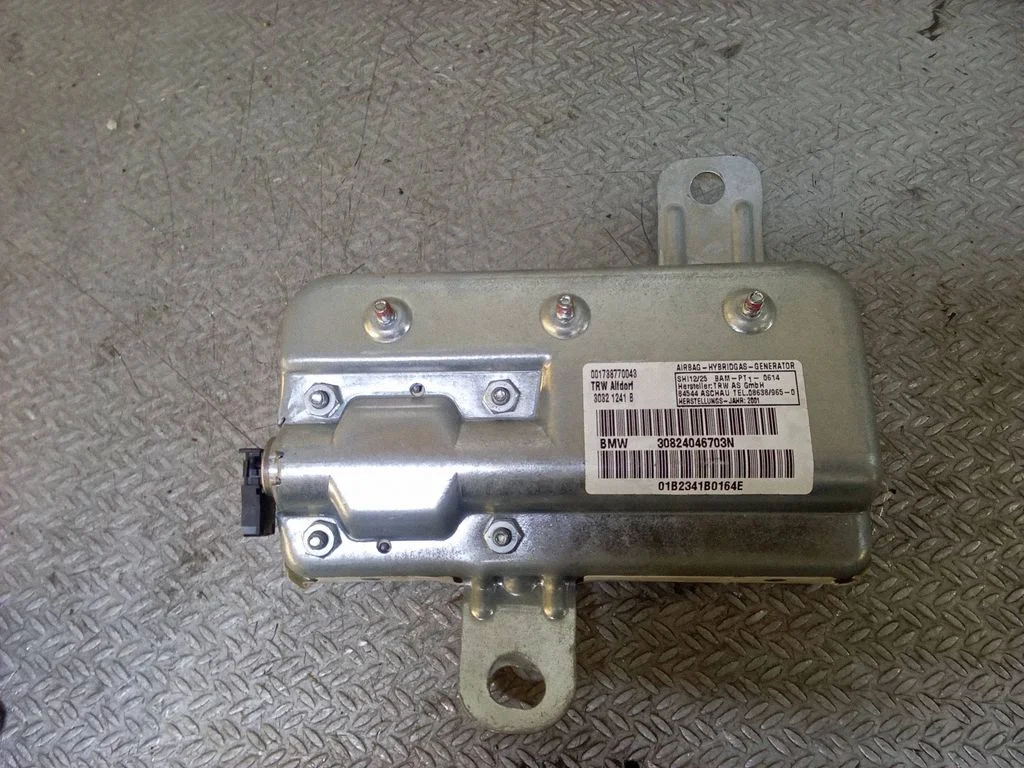 Front door airbag – BMW 7 Series E65 E66 (2001-2008)