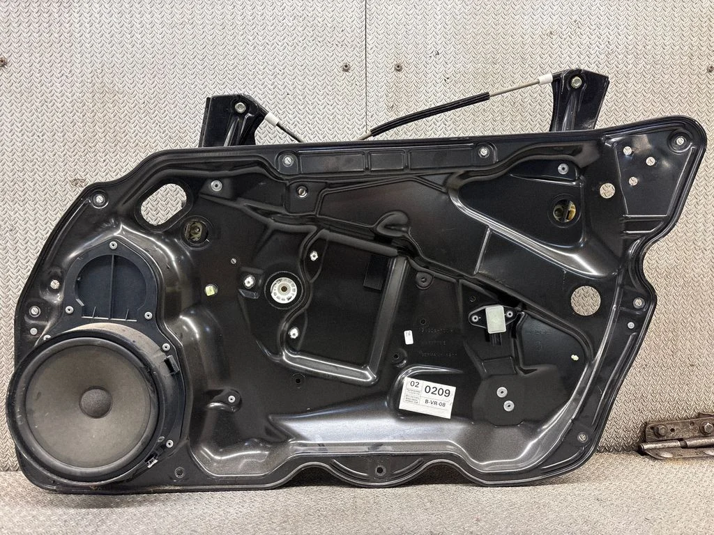 Priekšējā el. loga pacēlāja mehānisms bez motoriņa 929909100
