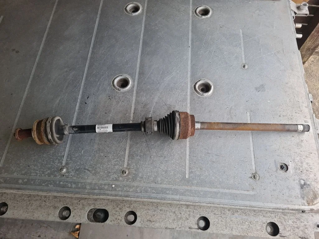 Rear driveshaft – Volvo XC90 (2014-)