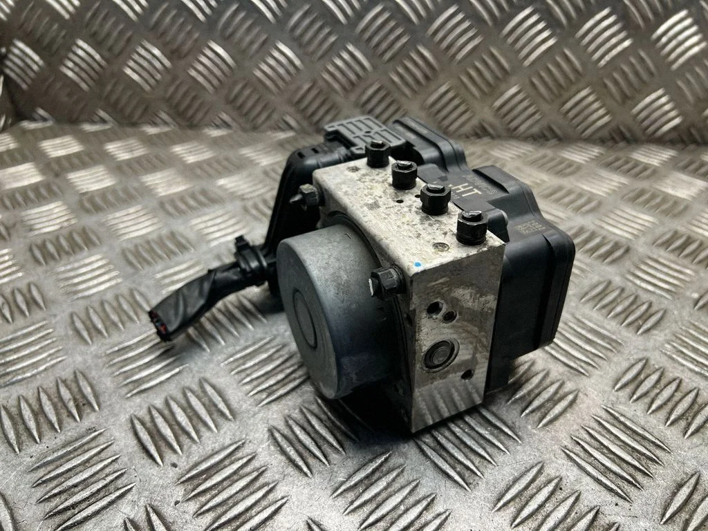ABS bloks – Toyota C-HR I (2016-2023)