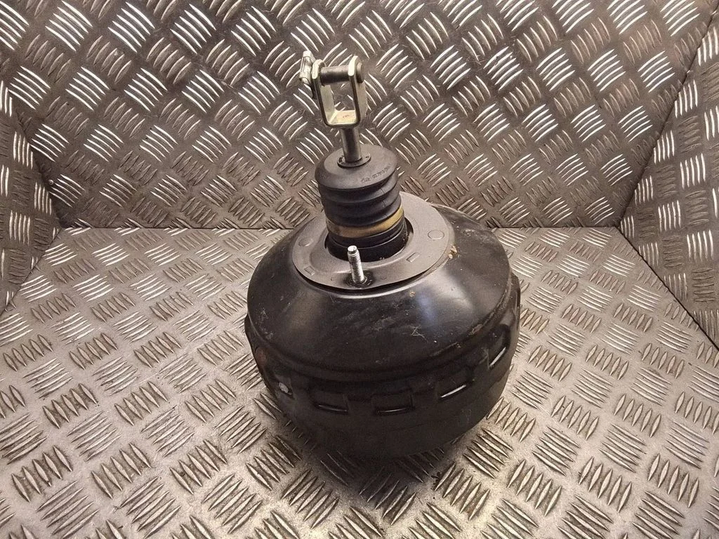 Brake booster – BMW X1 E84 (2009-2015)