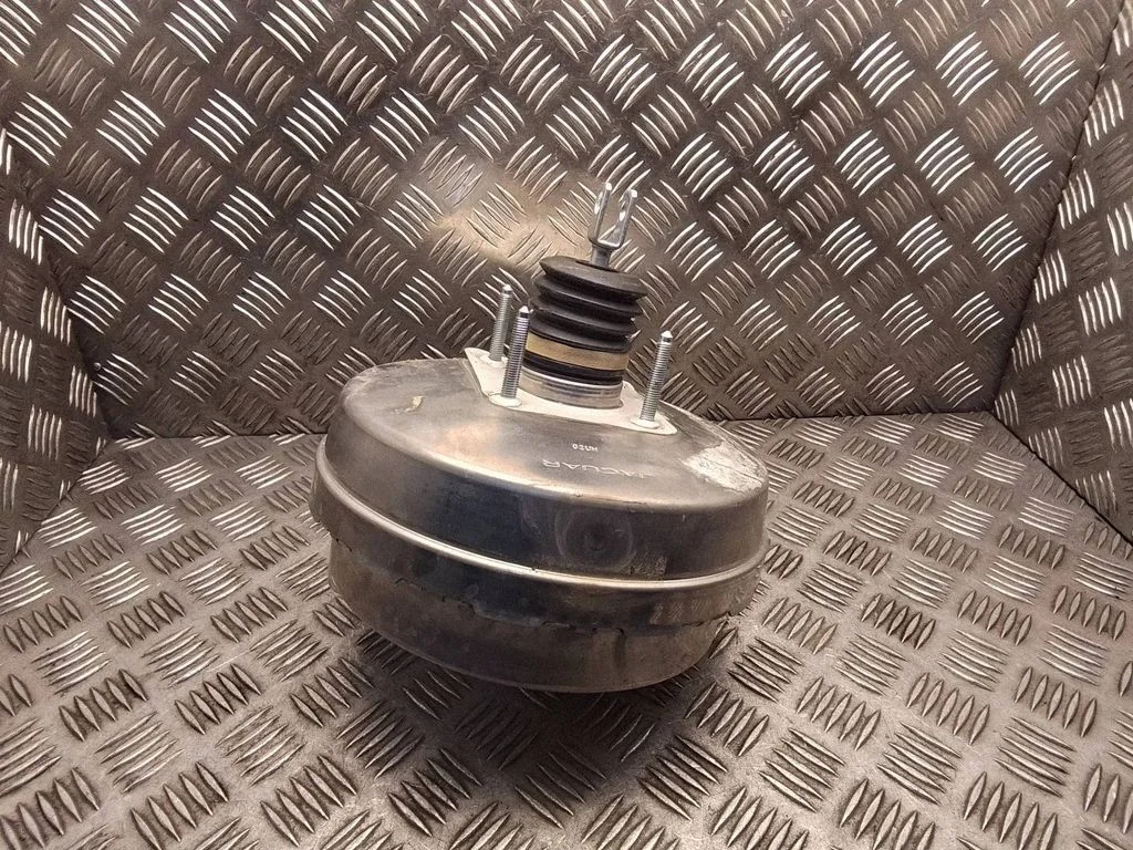 Brake booster – Land Rover Discovery Sport (2014-)