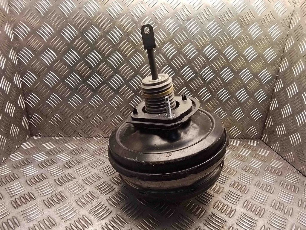 Brake booster – BMW 5 Series F10 F11 (2009-2016)