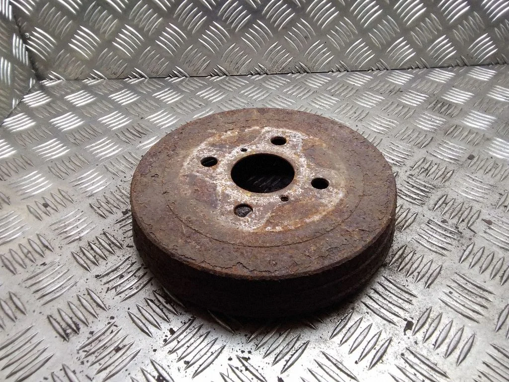 Piduritrummel (tagumine) – Toyota Yaris Verso (1999-2005)