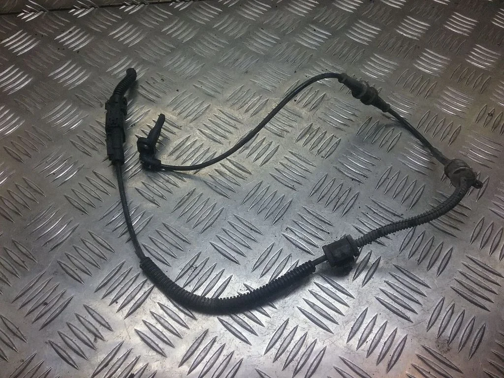 Czujnik ABS przedni – Opel Astra H (2004-2012)