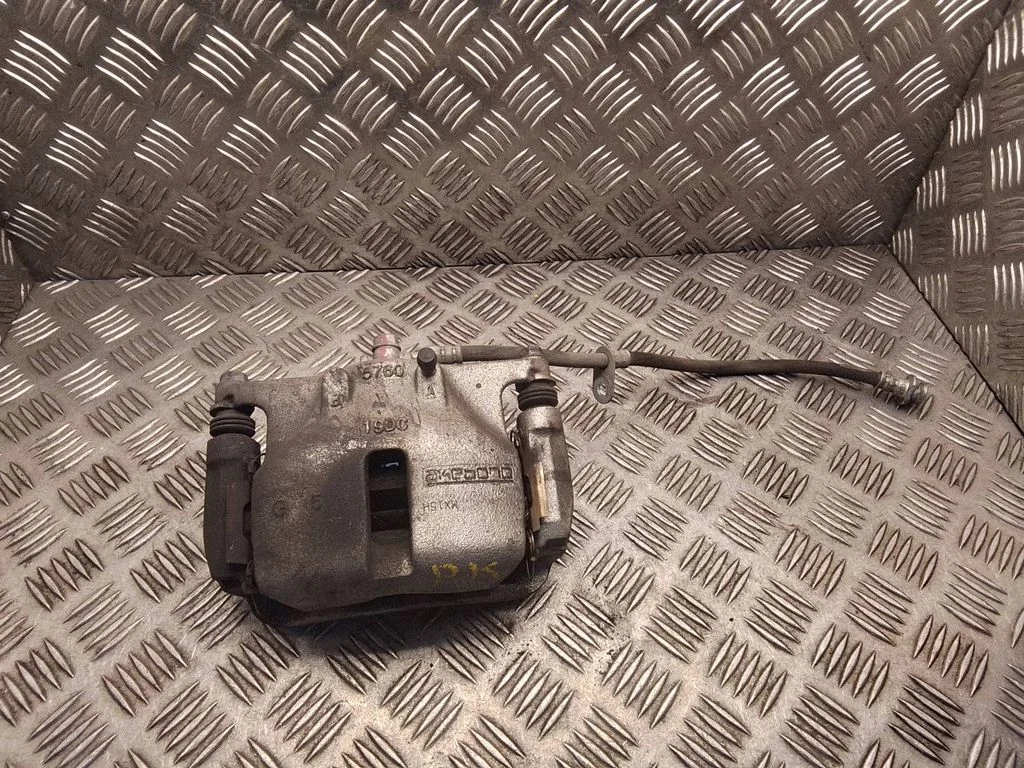 Front brake caliper 5760A