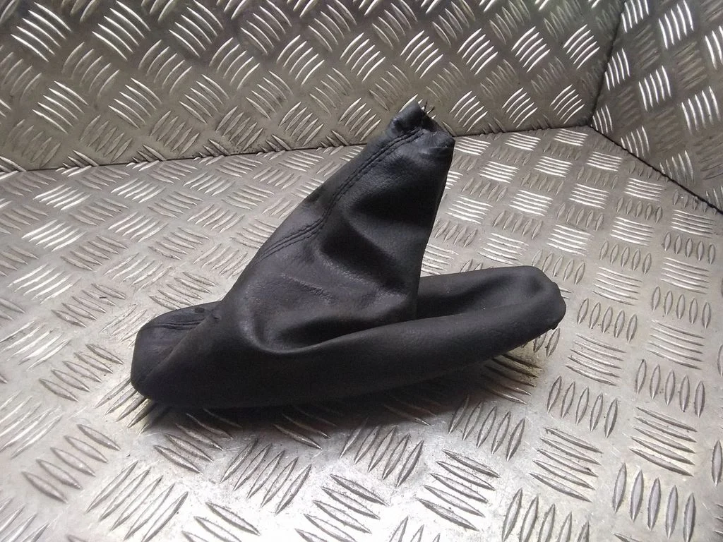 Handbrake trim – BMW 3 Series E46 (1998-2005)