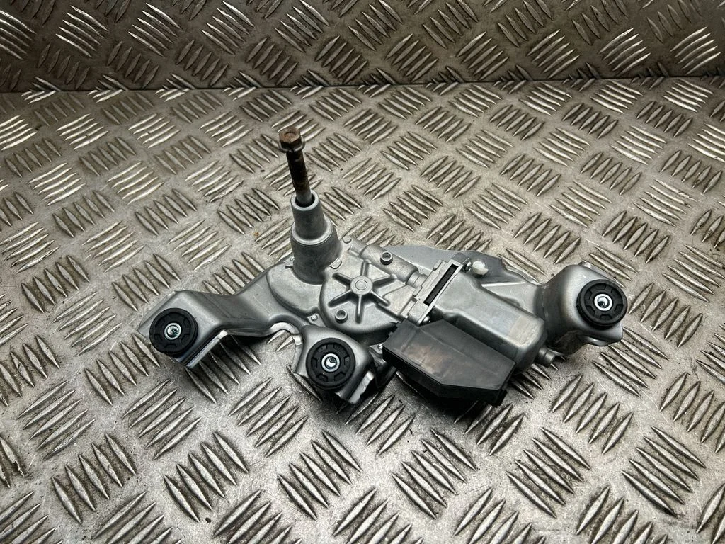 Rear window wiper motor – Toyota Auris E180 (2012-2018)