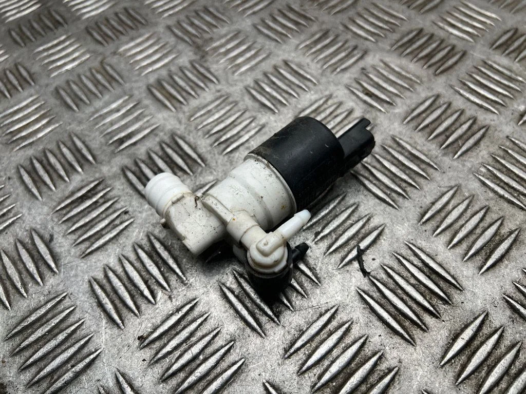 Windscreen/windshield washer pump – Renault Scenic IV - Grand scenic IV (2016-)