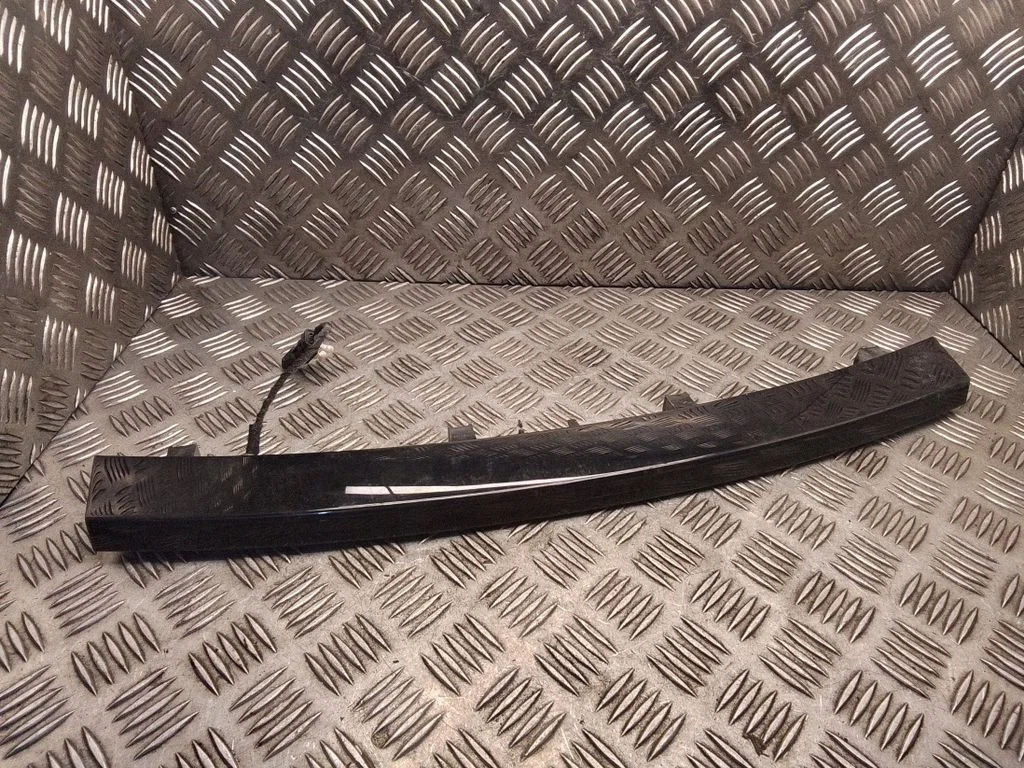 Papildu stopgaismas lukturis FK7213A613