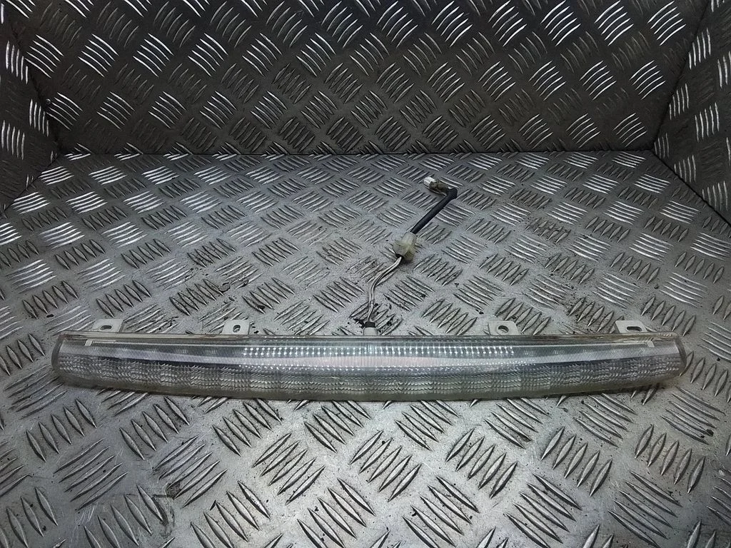 Third/center stoplight – Mazda 6 (2002-2008)
