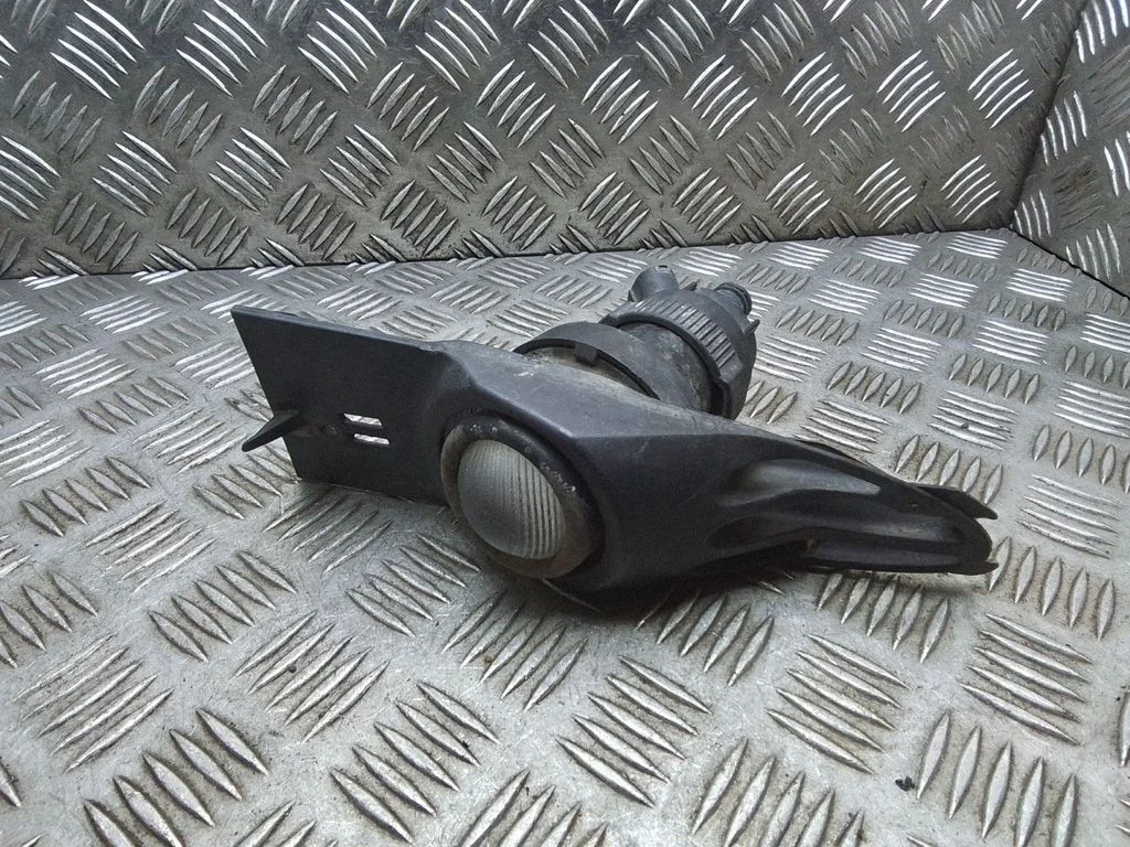Front fog light – BMW 7 Series E65 E66 (2001-2008)