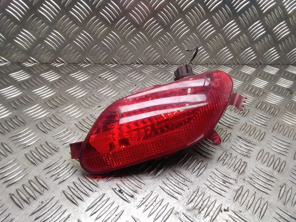 Aizmugurējais miglas lukturis 9652736480