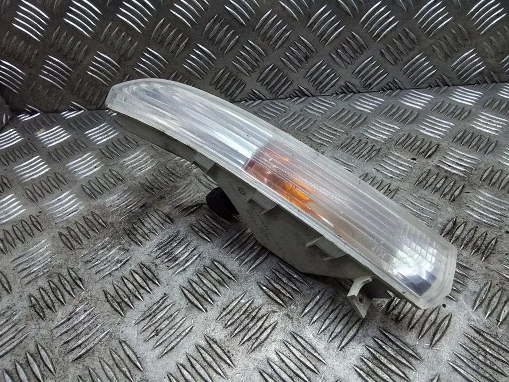 Front indicator light – Volkswagen Passat CC (2008-2016)