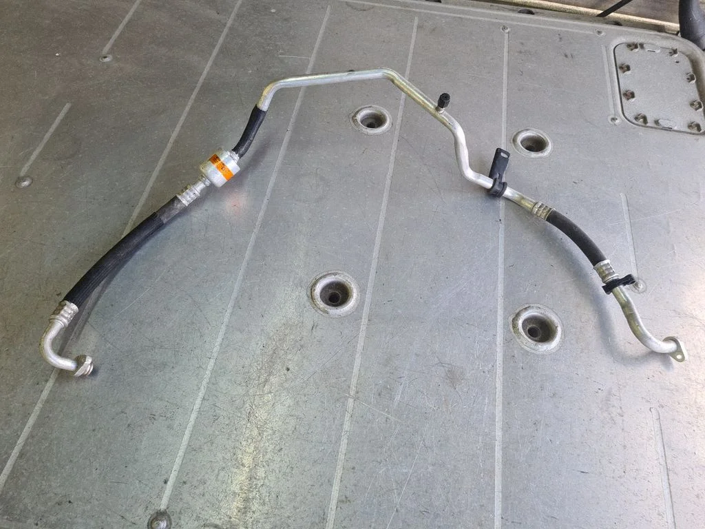 Air conditioning (A/C) pipe/hose – Citroen C3 (2016-2024)