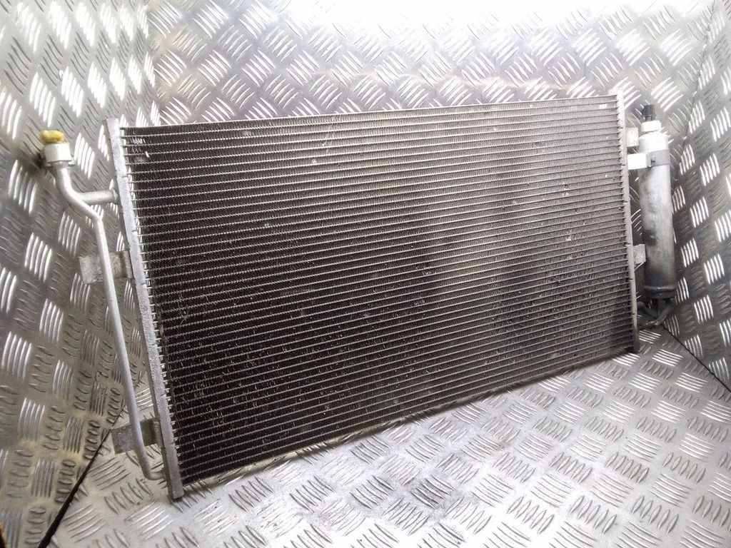 Gaisa kondicioniera dzesēšanas radiators (kondensators) – Nissan Leaf I (ZE0) (2010-2017)
